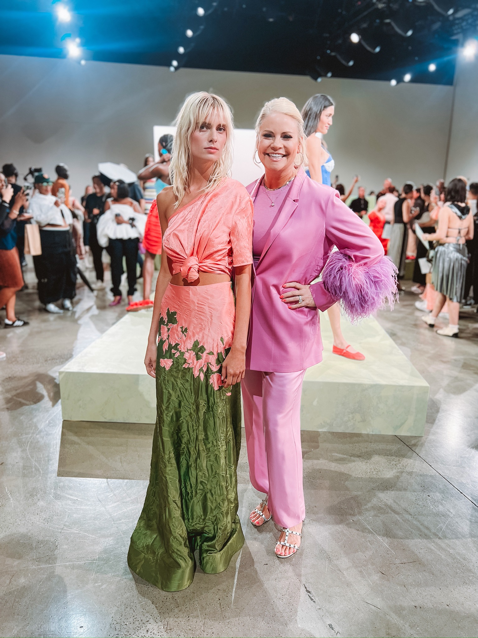 New York Fashion Week Recap | 2023

New York Fashion Week, fashion week, luxury fashion, designer fashion, high fashion, runway fashion, fashion blogger, blazer, women's suit, handbags, fashion accessories